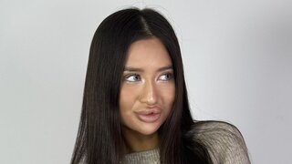 NiaDavidson