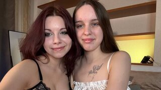 AlicaAndSophie