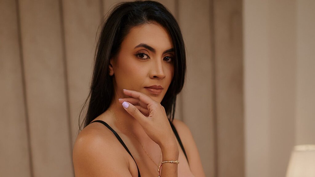 KiaraLogan