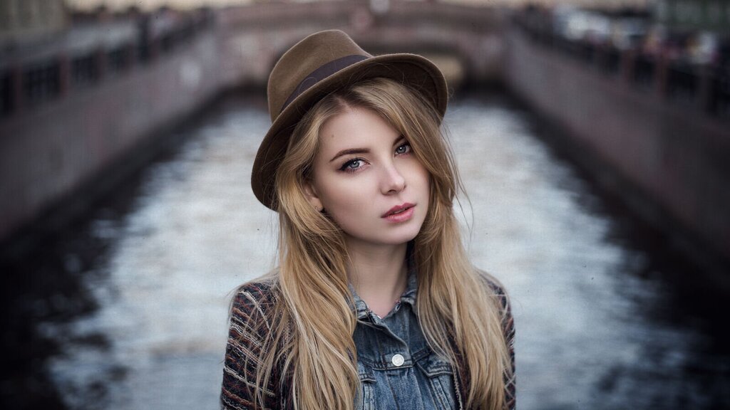 EmmaAzyka