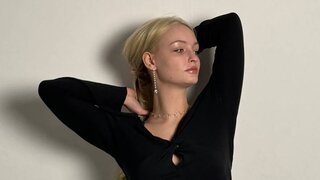 EllyShinee